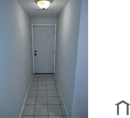 1430 E 69th St #1S — Photo 2