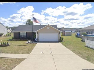 411 Tyler Pkwy, Shepherdsville, KY 40165