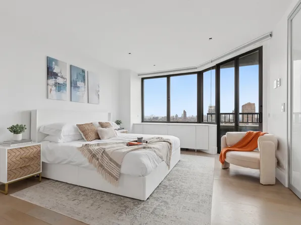 22 West 66th Street image 14 of 16