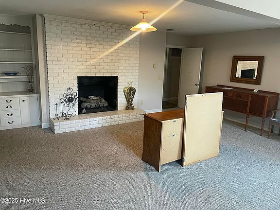 4th image of 6306 Pigfish Lane