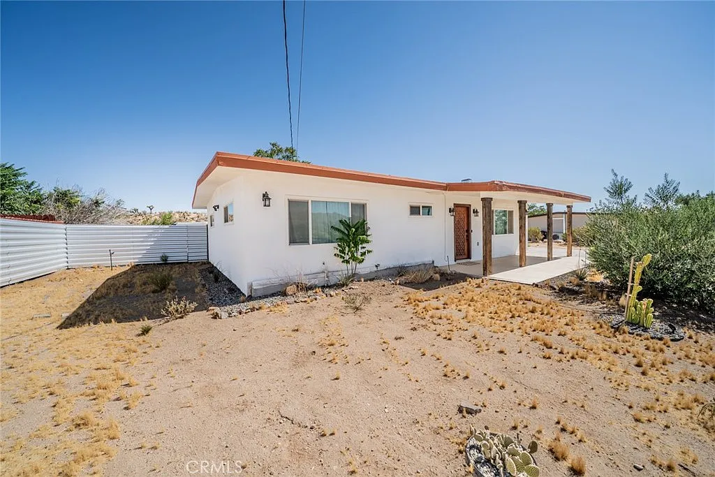 3 bed, 2070 sqft, $3,000 — Photo 1