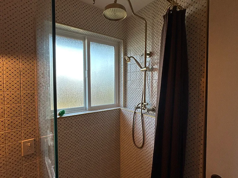 Shower in 2nd bathroom