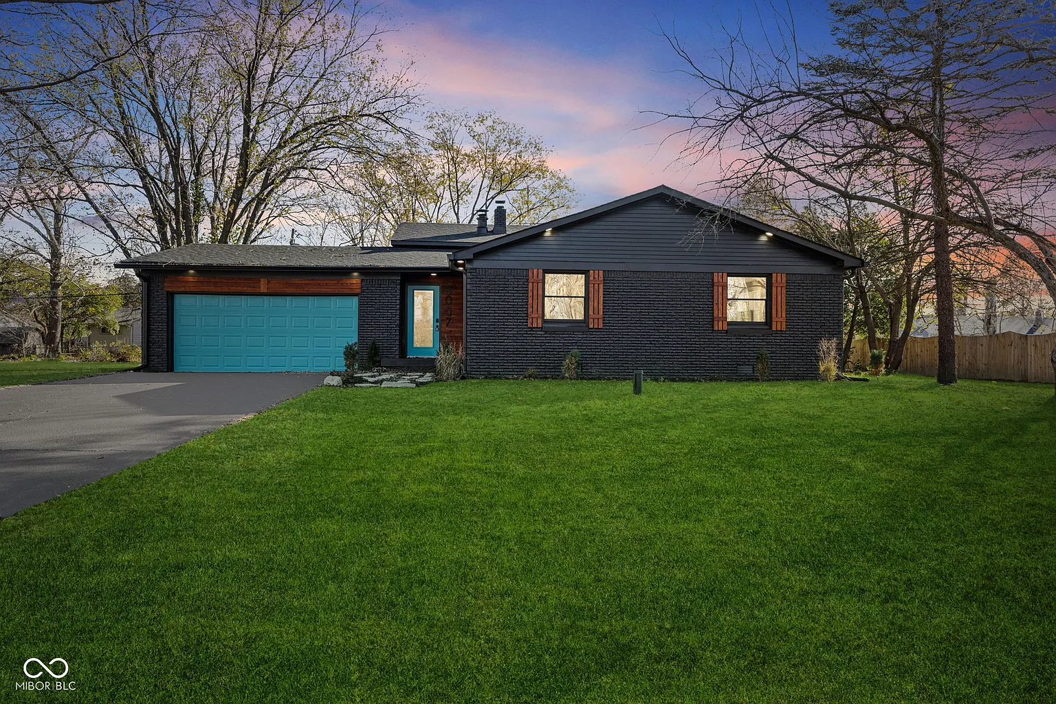 8057 Westover Dr photo 1