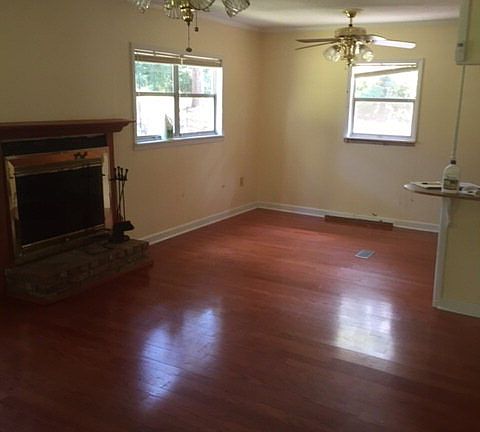 2nd image of 12202 Hickory Hollow Ln
