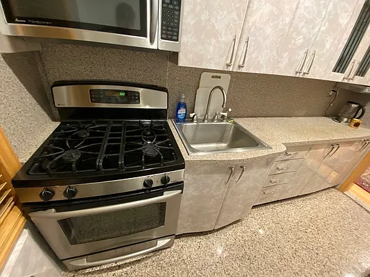 Rented by Contact Realty | media 13