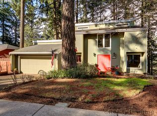1531 Woodland Ter, Lake Oswego, OR 97034