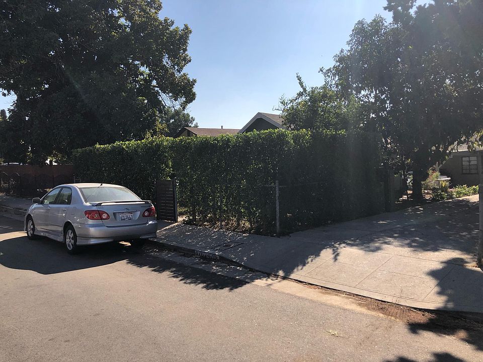 1st image of 4762 Mendota Ave