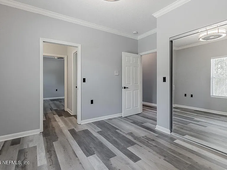 1770 Victoria Chase Ct — Photo 105