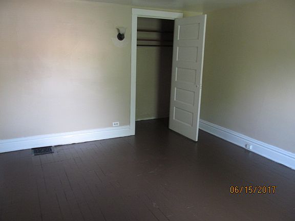 5th image of 1342 Anderson Pl NW