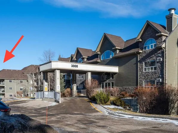 3301 W Millrise Point SW #301, Calgary, AB T2Y 3W4