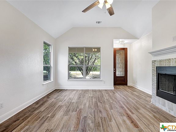 3rd image of 40 Wide Canyon Dr