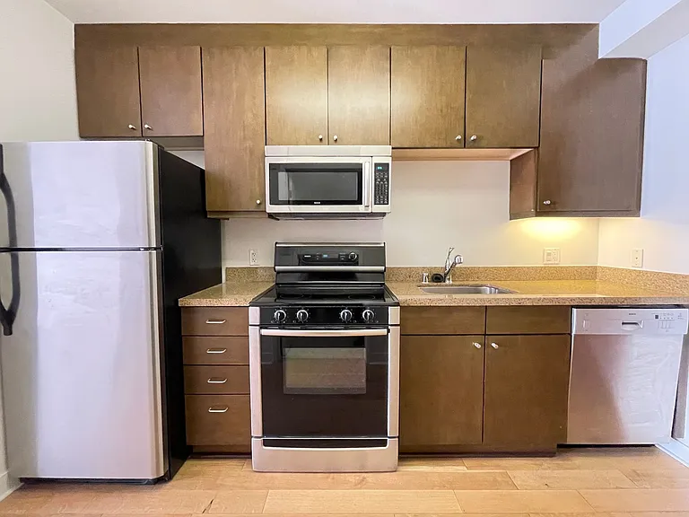 199 New Montgomery #703 — Photo 8