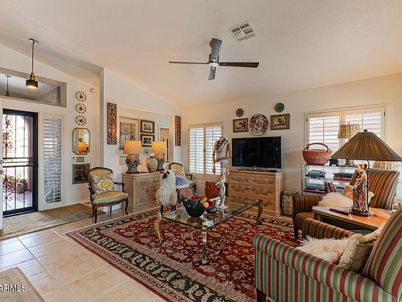 3rd image of 15089 W FAIRMOUNT Avenue
