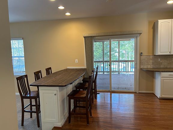 5th image of 406 Cross Creek Ct
