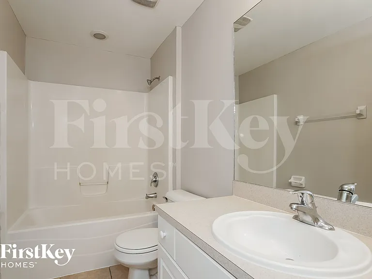2821 45th St W — Photo 14