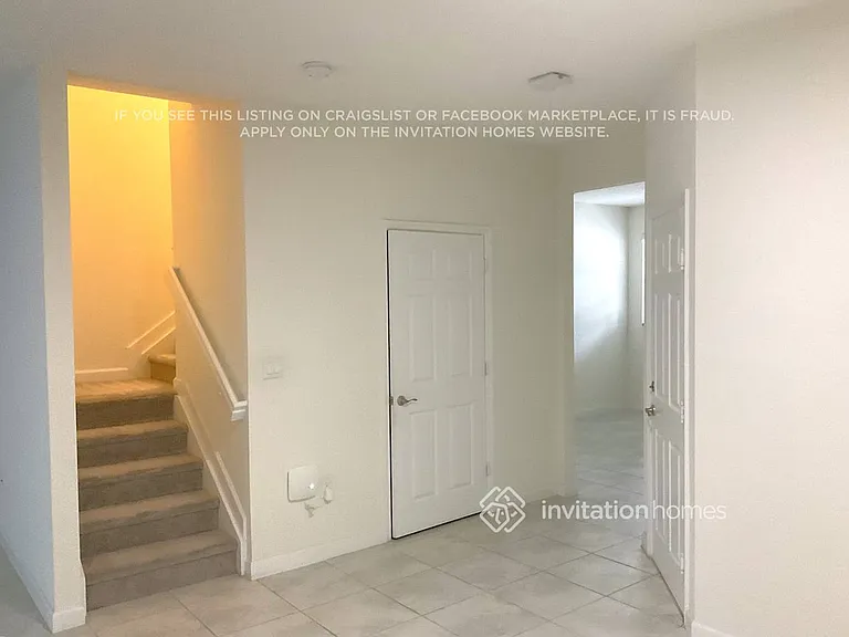 169 SE 33rd Pl — Photo 2