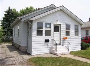 930 W 8th St, Mishawaka, IN