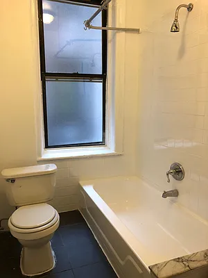 Rented by Metropolitan Equities | media 9