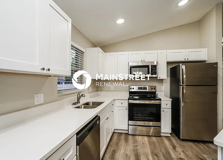 1406 NW 8th Pl — Photo 8