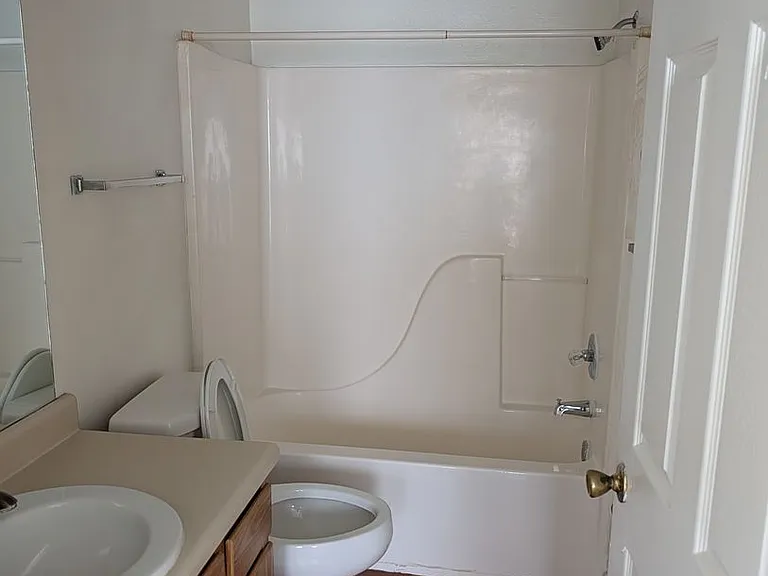 1754 River Rd #111-124-324 — Photo 14