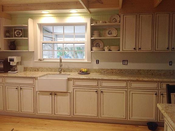 3rd image of 3631 W Cypress Dr