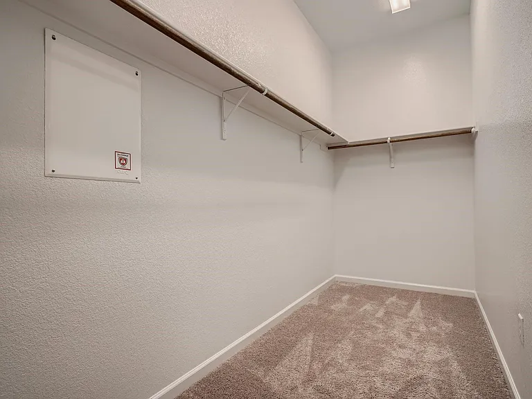 7904 Gilwice Ln — Photo 21