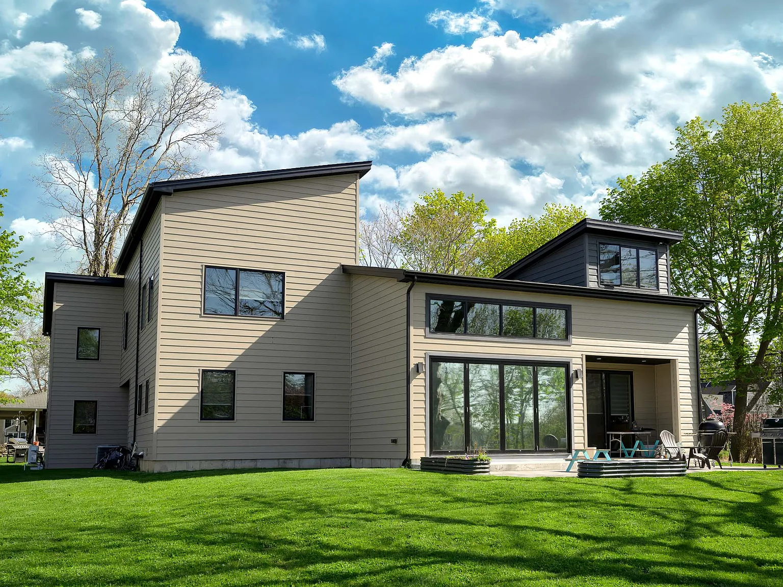 2 bed, 1.5 bath, 1150 sqft, $3,200 — Photo 3