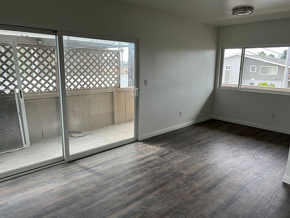3rd image of 3351 Rexford St #3355