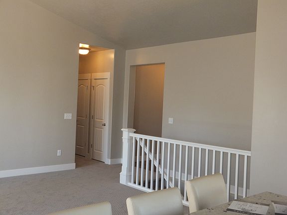 3rd image of 3327 S. Lund Park Cove