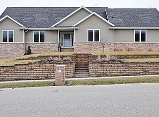 1591 Rocky Creek Dr NE, Rochester, MN 55906