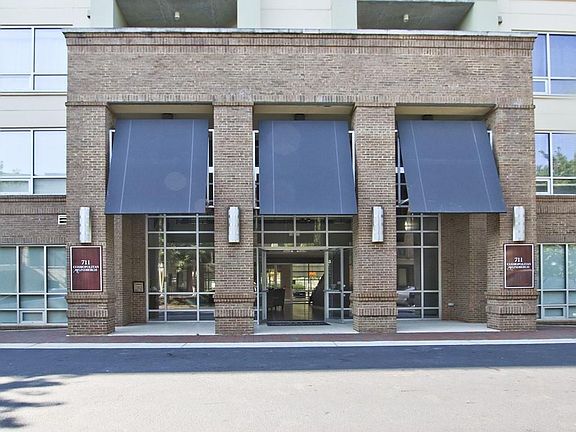2nd image of 711 Cosmopolitan Dr NE Unit 330