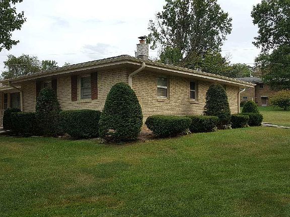3rd image of 1307 Lanewood Ct