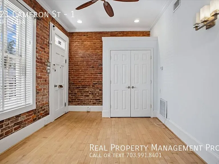 921 Cameron St #1 — Photo 4