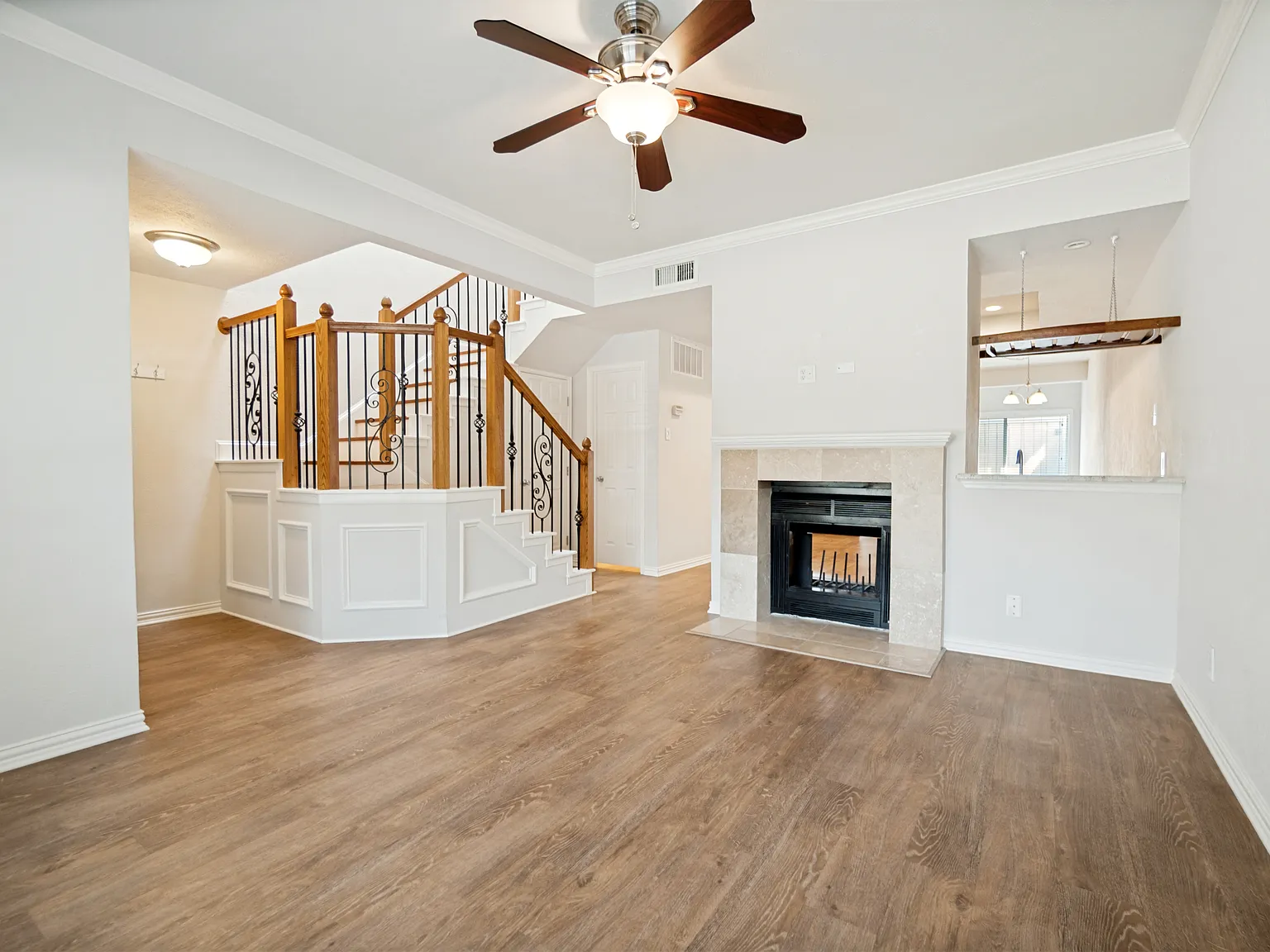 2 bed, 1406 sqft, $2,650 — Photo 1