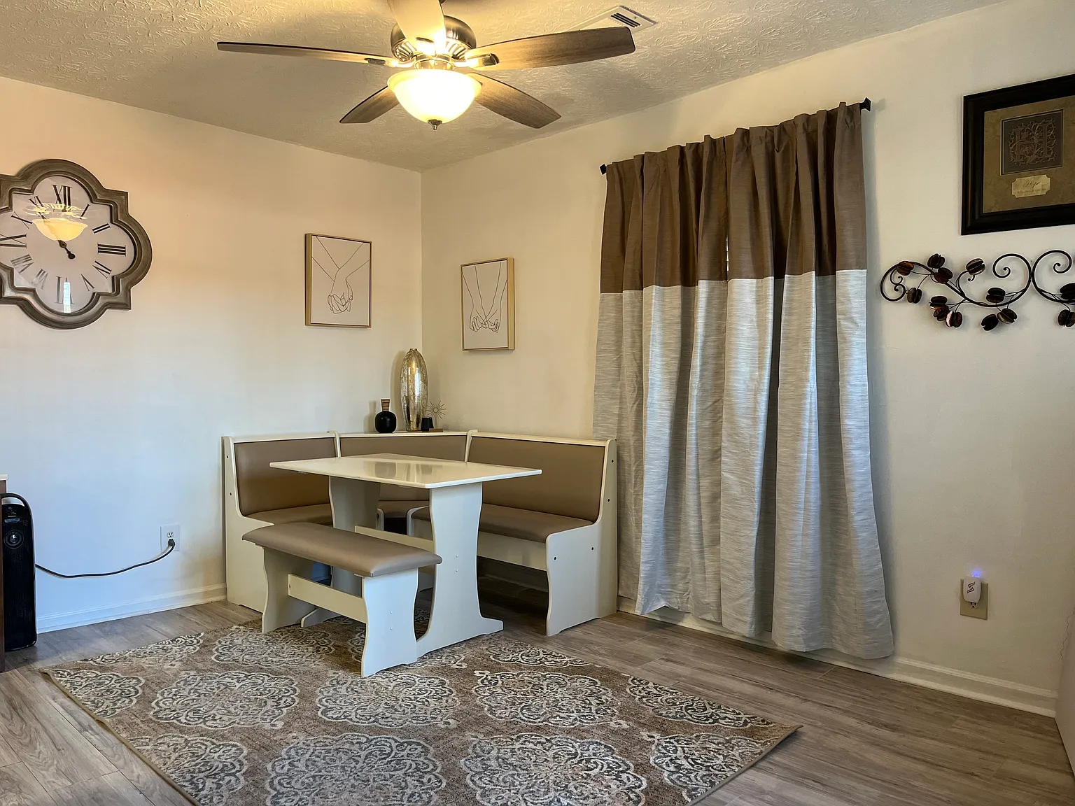 2 bed, 1025 sqft, $900 — Photo 3