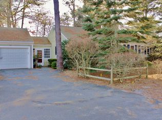 11 Steven Dr, West Yarmouth, MA 02673