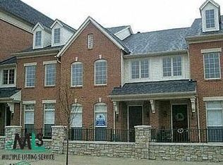 7 N Squirrel Rd #1, Auburn Hills, MI 48326