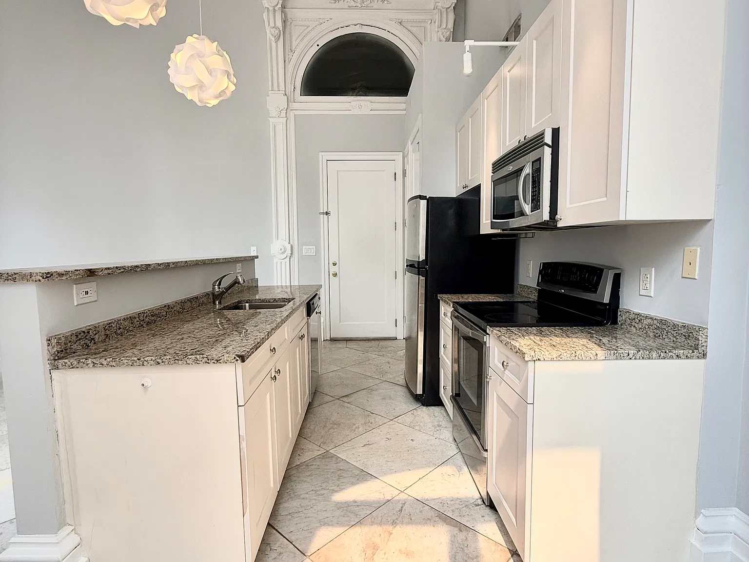 1 bed, $1,800 — Photo 2