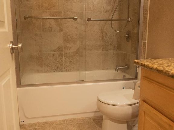 5th image of 9833 Imperia Ct