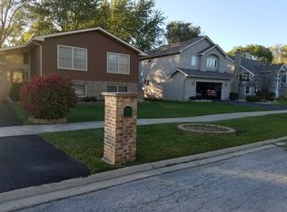 22446 Millard Ave, Richton Park, IL 60471