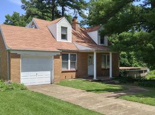 4415 Bellewood Dr, Saint Louis, MO 63125