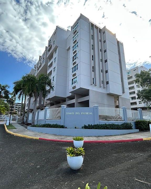 1st image of Cond. Torres del Escorial 4002 AVE. JOSE DE DIEGO #606