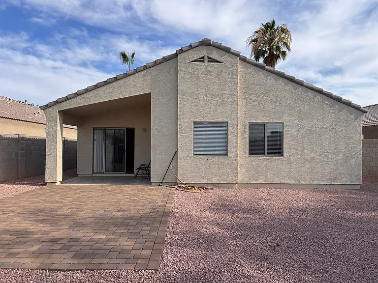 1606 W Kesler Ln — Photo 16