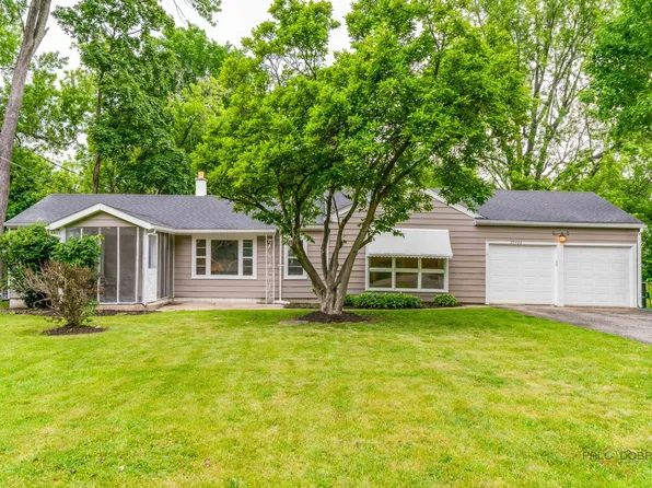 25462 W Arcade Dr S, Lake Villa, IL 60046