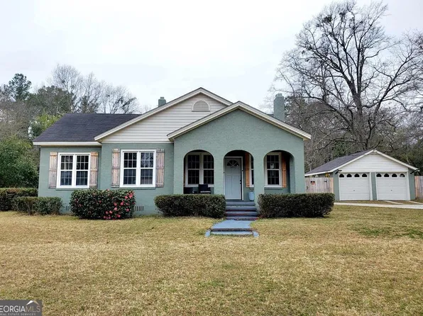 1607 Center Dr, Vidalia, GA 30474