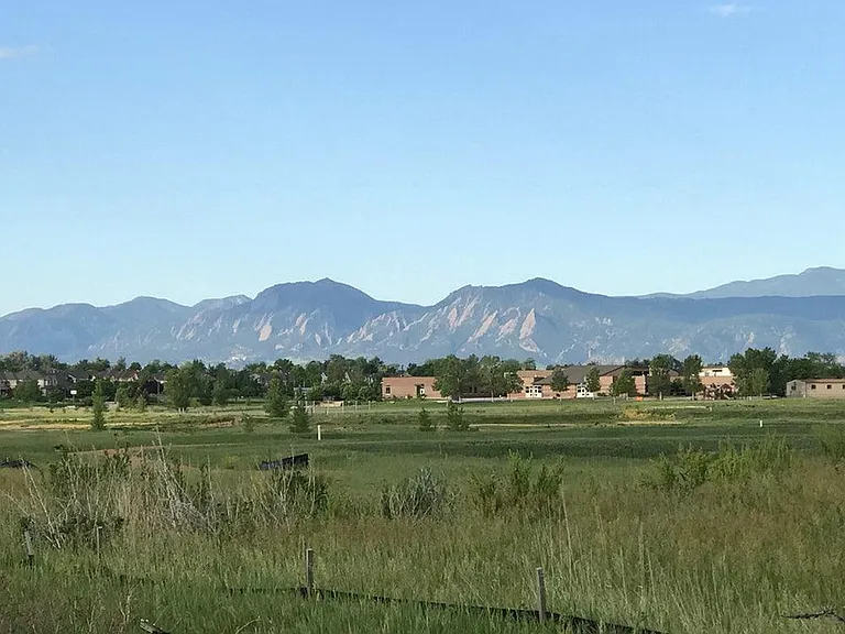 Breathtaking views of the Flat Irons in Boulder from open space.