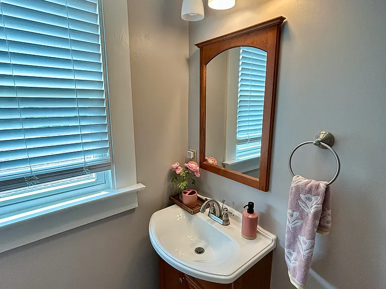 2332 Central Ave — Photo 38