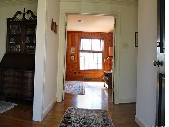 4th image of 2108 Willowick Ln