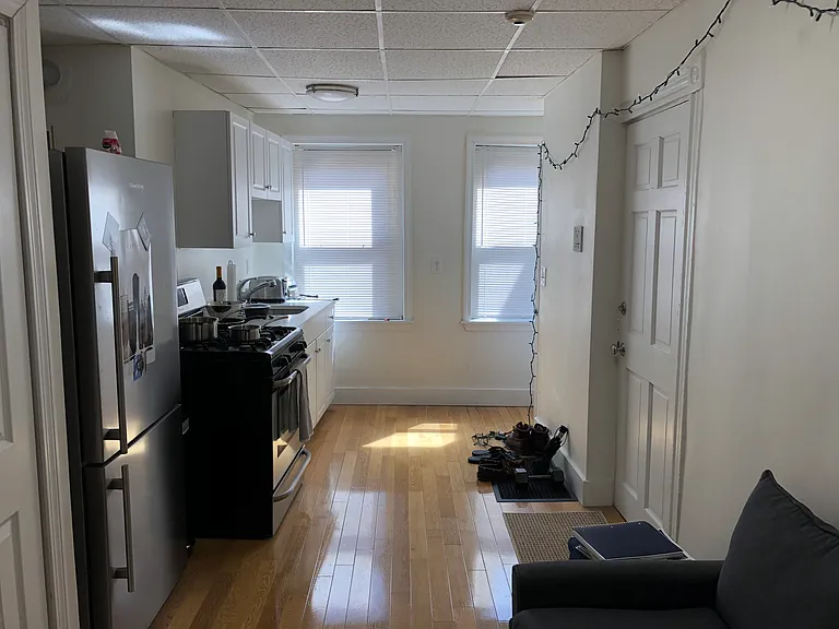 10 Wiget St #6 — Photo 29