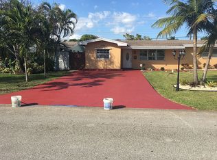 8591 NW 10th St, Pembroke Pines, FL 33024